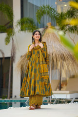 Mustard Green Elegant Ethnic Ensemble With Leaf Motif