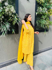 Anjuli Yellow Straight Kurta Set