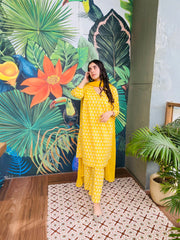 Anjuli Yellow Straight Kurta Set