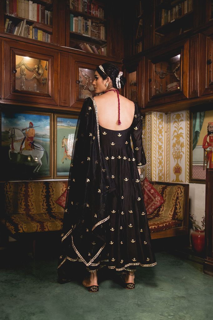 Gold Chand Patti Chandni Black Muslin Anarkali Set With Organza Dupatta