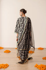 Dia Black Straight Kurta Set