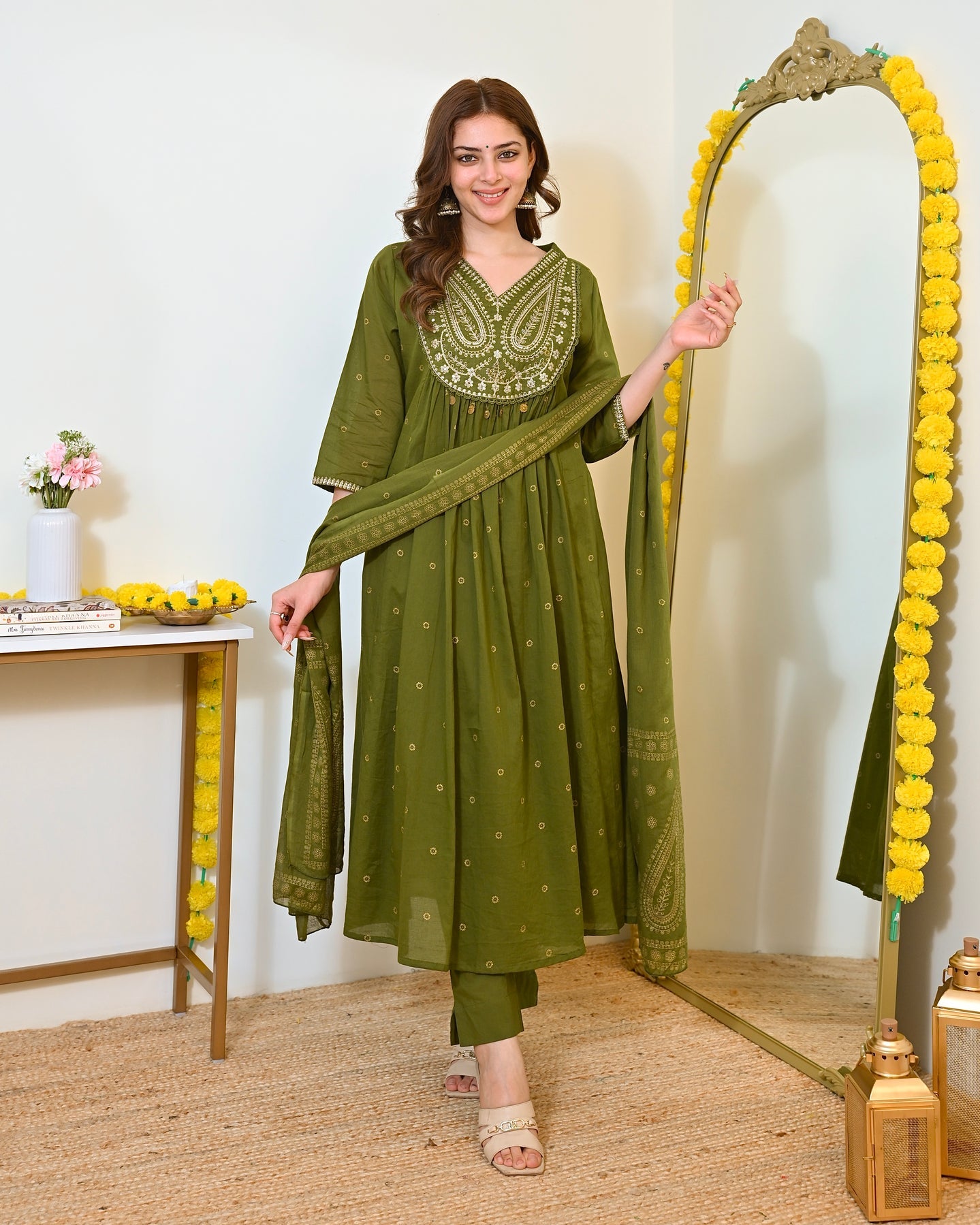 Green Paisley Handwork A Line Mul Cotton Suit
