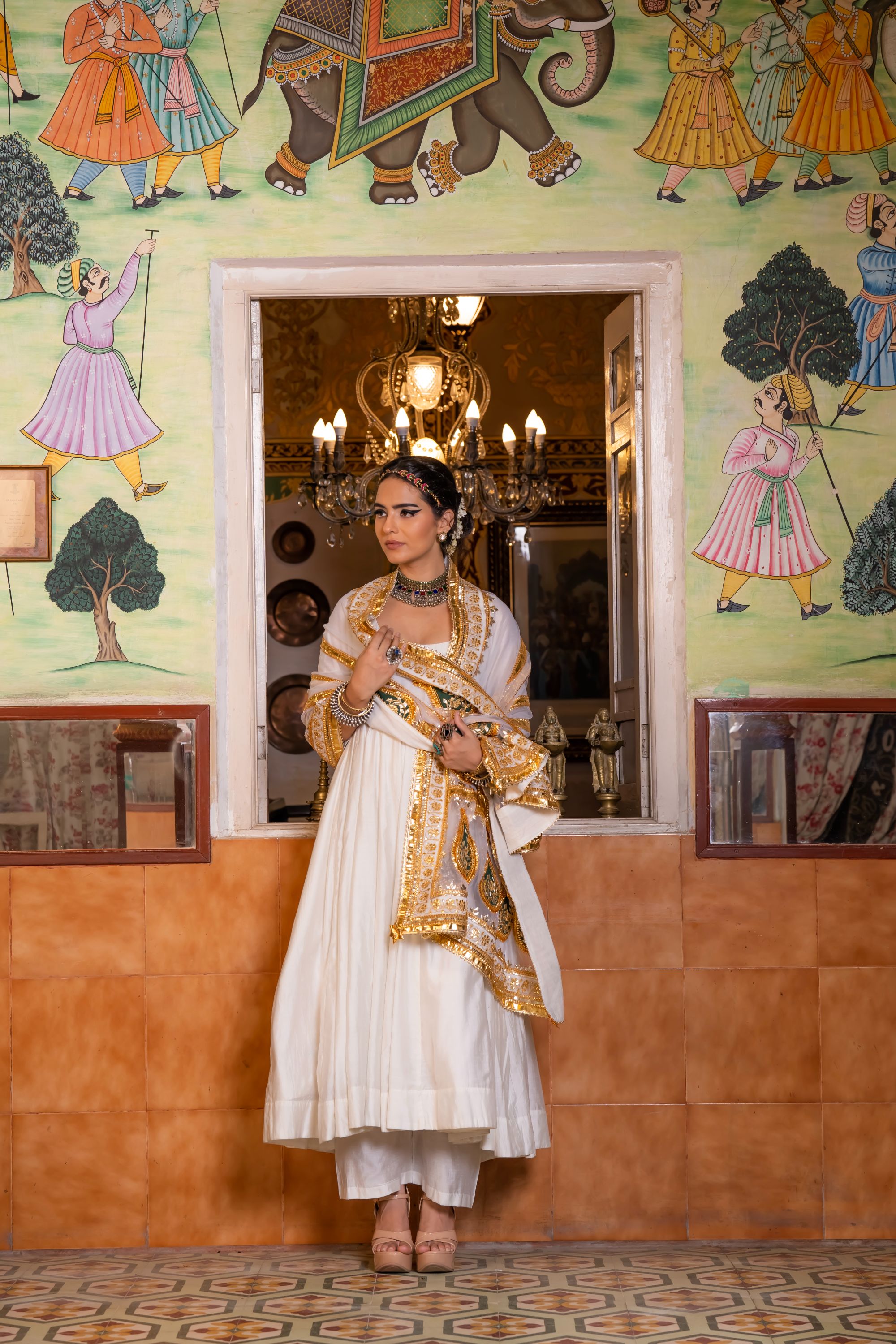 Shri Off White Anarkali Set