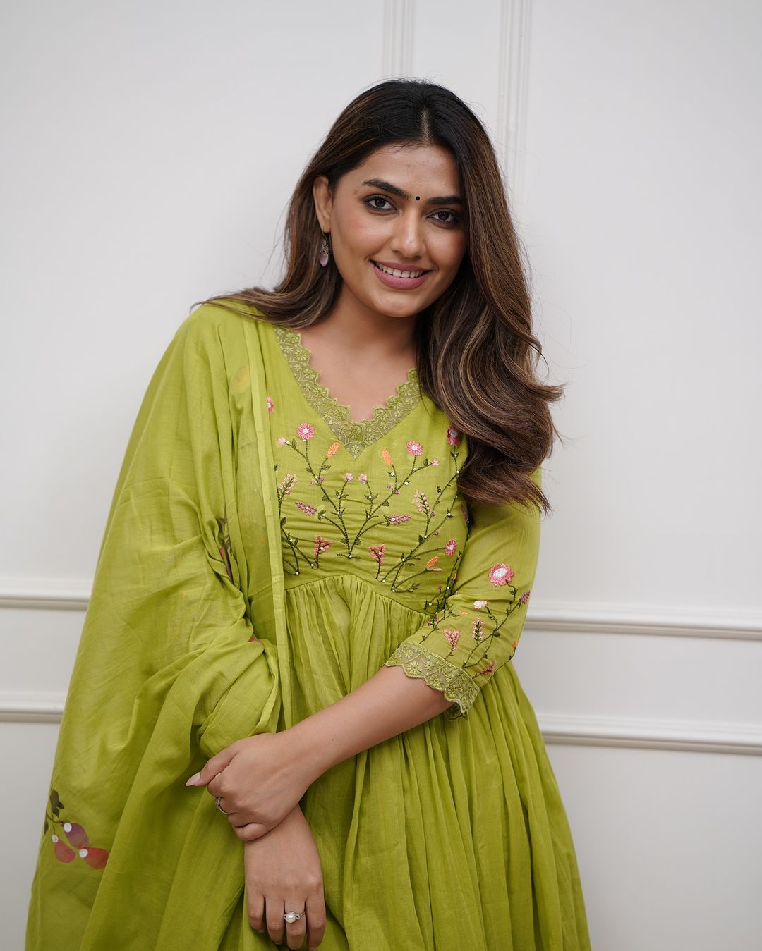 Cotton Embroidered Kurta And Sequence Work Set For Women