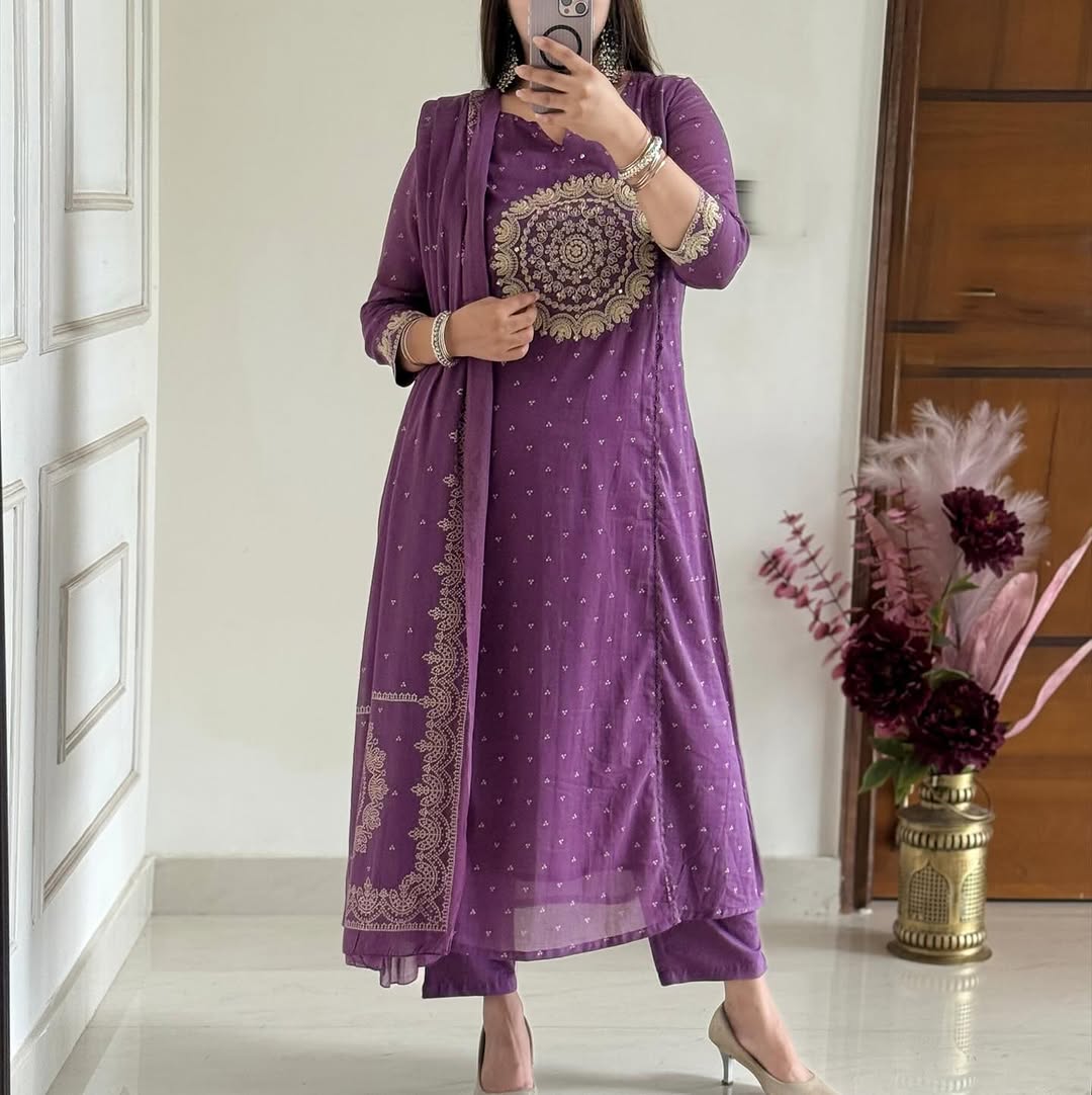 Graceful Purple Straight-Cut Suit Set